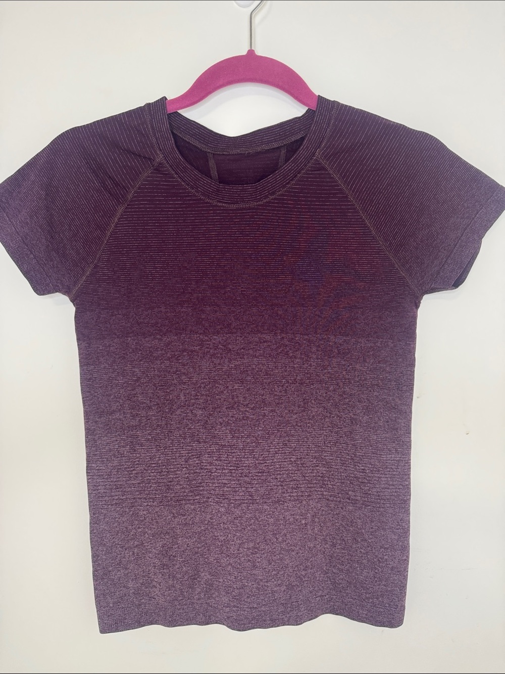 Athleta Ombre Purple Short Sleeve Seamless Tee